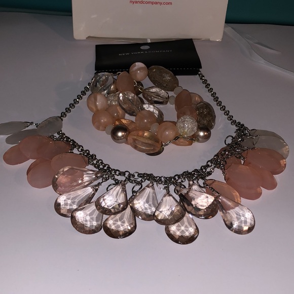 New York & Company Pink Necklace & Bracelet Set - Picture 5 of 8